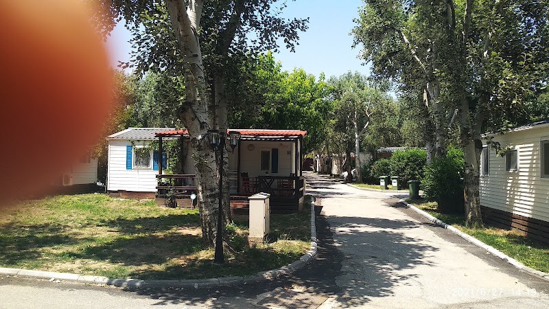 Φωτογραφία από το camping Thalatta Kalamitsi Village Camp